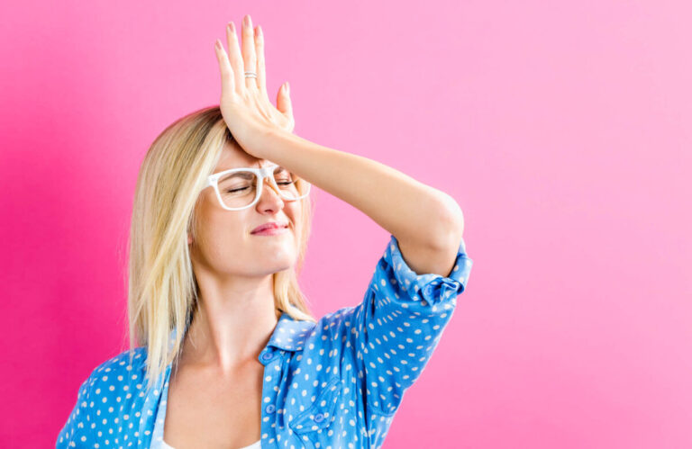 Forgetful Browsing by Brave represented by young woman remembering something