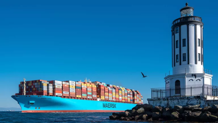 global supply chains ai - maersk near los angeles