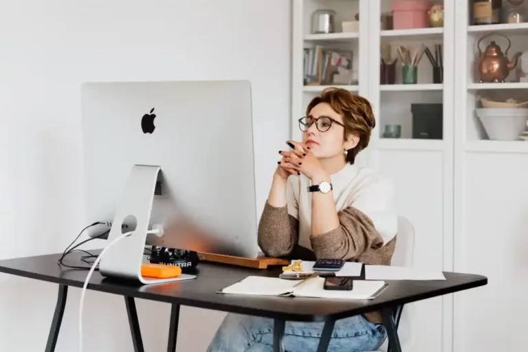 How do you create a new email folder in Outlook for Mac