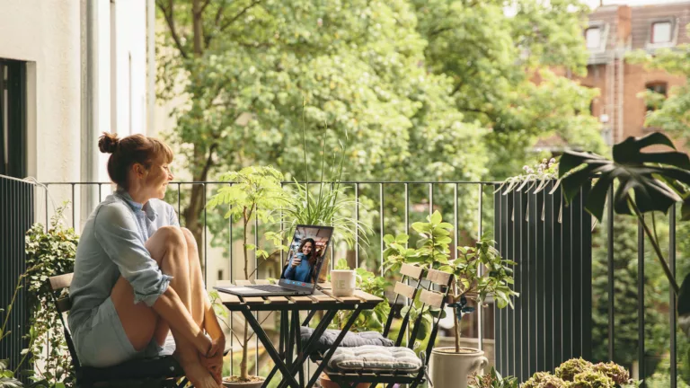 acer conscious technology shown through woman using acer Vero 16in laptop