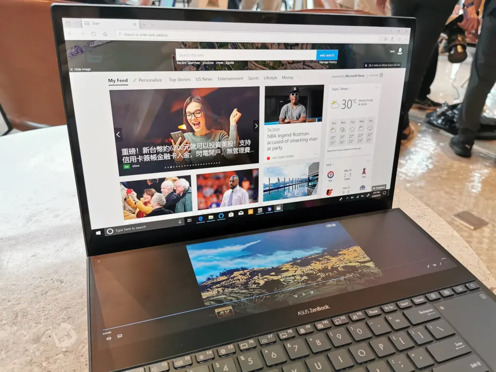 Asus ZenBook Pro 15 _ 2