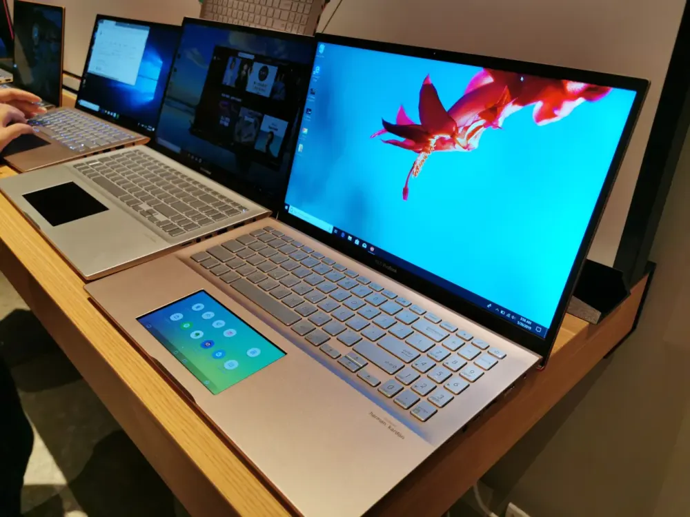 Double Screens Asus ZenBook Pro