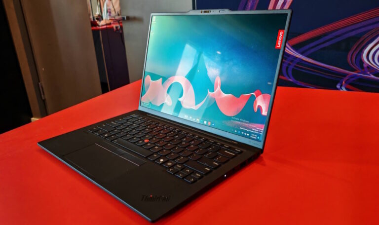 Lenovo ThinkPad X1 Carbon Gen 13 Aura Edition Review | TechFinitive