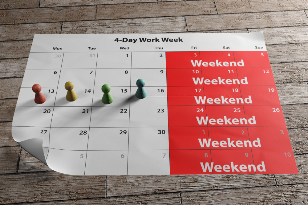 Four-day week trials shown by work calendar with four working days and three-day weekeed