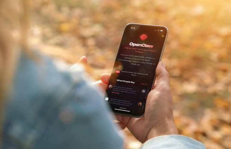 OpenClaw app on mobile iphone, using open claw AI agent network