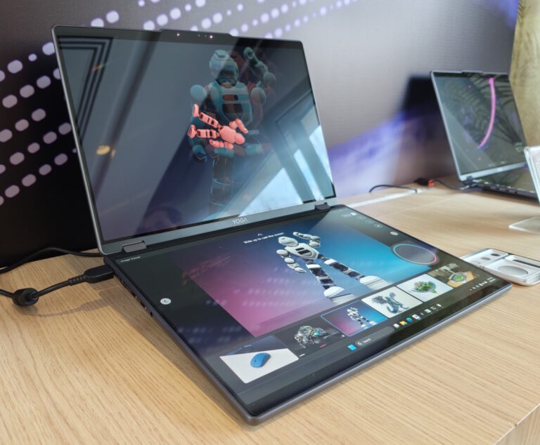 Lenovo Yoga Book Pro 3D concept at MWC Barcelona