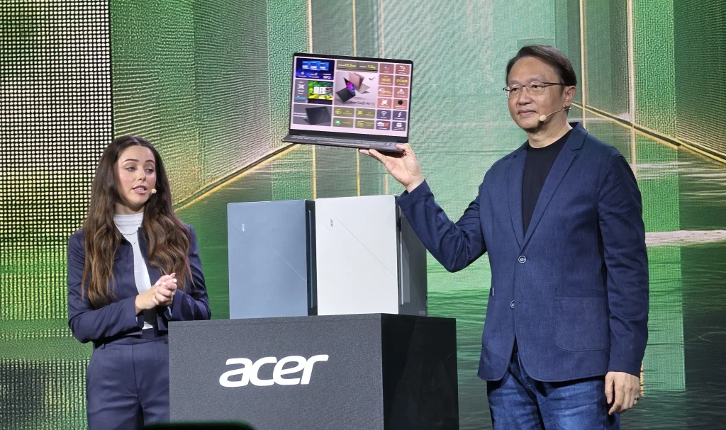 Acer EMEA Marketing Manager Diana Maria Gilca announces the Acer Swift Air 16 at IFA 2026 with Jason Chen
