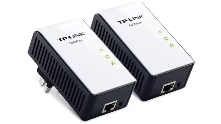 What do the lights on a TP-Link powerline adapter mean?