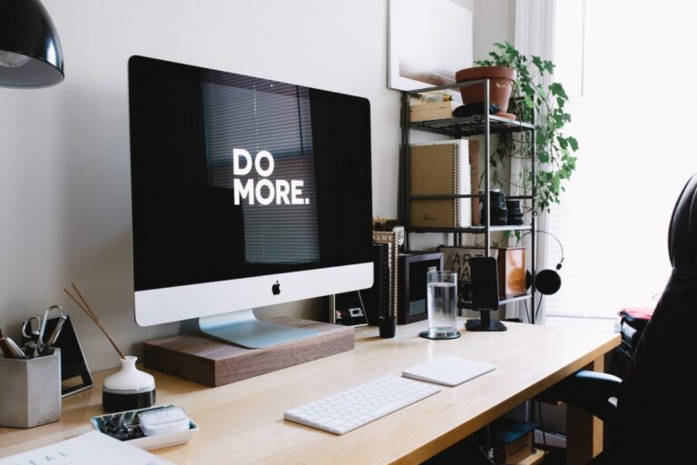 How can I see my next meeting in the Mac Menu Bar?