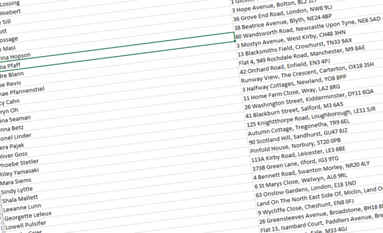 How do you separate first and last name in Excel?