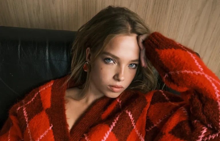 asos model wearing red cardigan